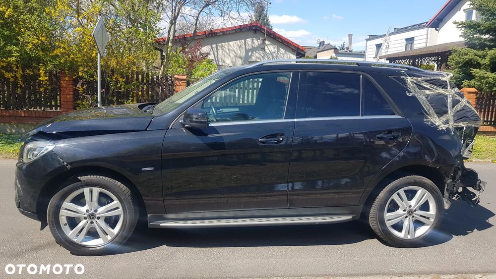Mercedes-Benz ML 350 BlueTEC 4MATIC 7G-TRONIC - 8