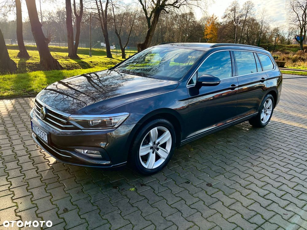 Volkswagen Passat 1.6 TDI SCR DSG Business - 1