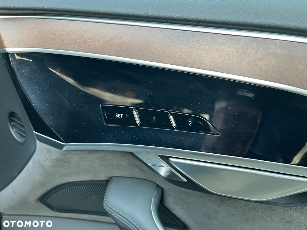 Audi A8 60 TFSI e Quattro Tiptronic - 22
