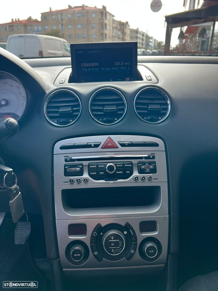 Peugeot 308 SW 1.6 HDi SE Navteq CVM6 - 10