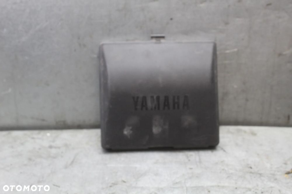 Yamaha SR 250 Schowek wypełnienie - 1