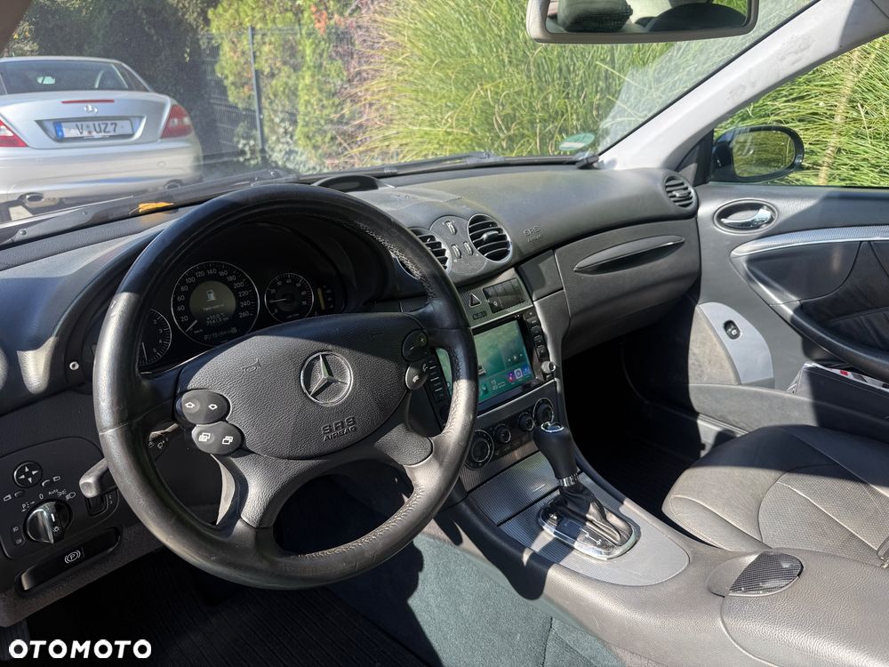 Mercedes-Benz CLK - 7