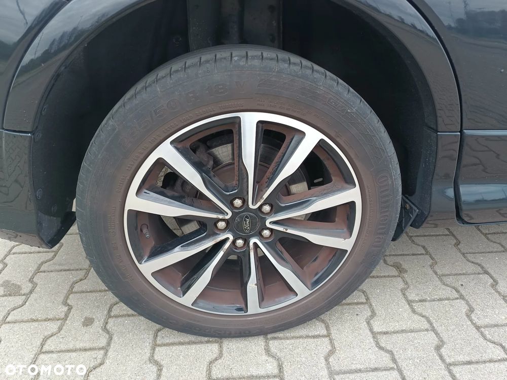 Ford Kuga - 16