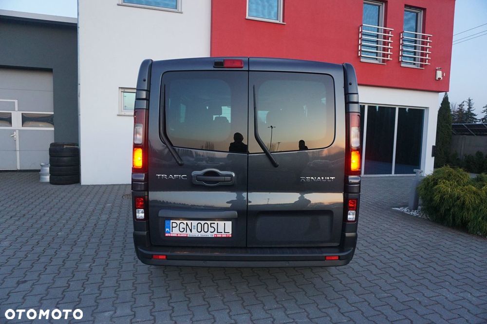Renault Trafic - 26