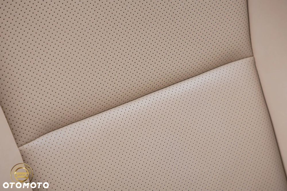 Lexus LS 600h Superior - 33