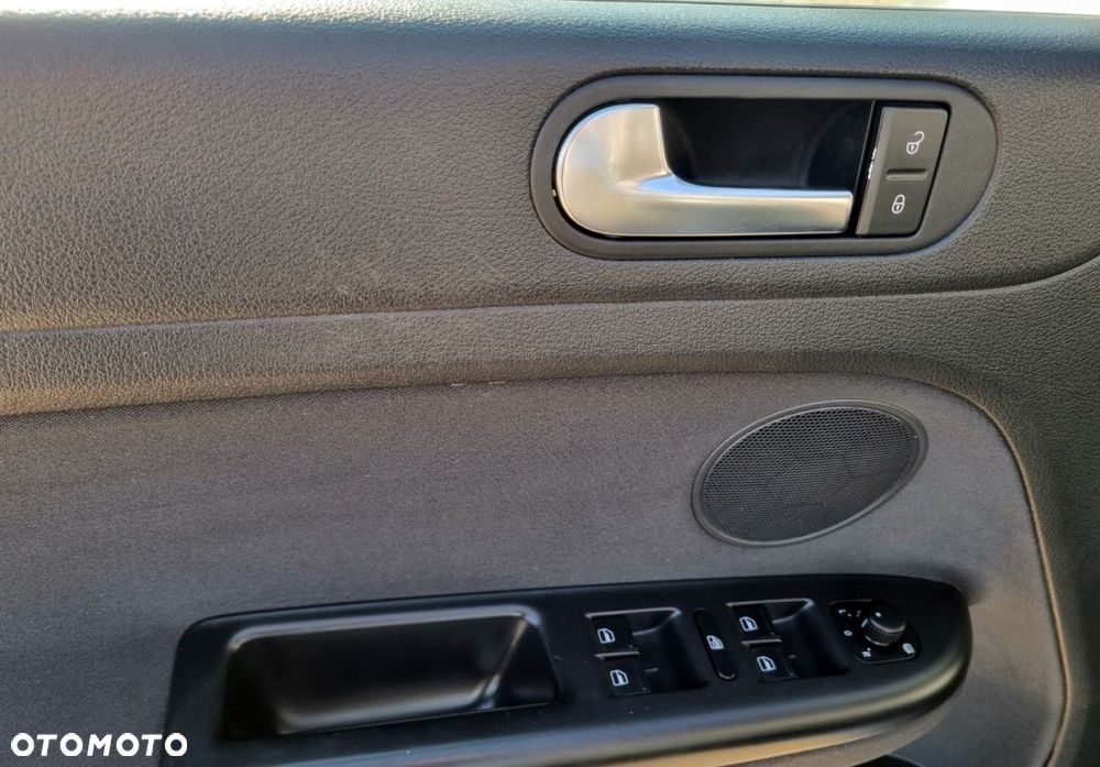 Volkswagen Golf Plus - 20