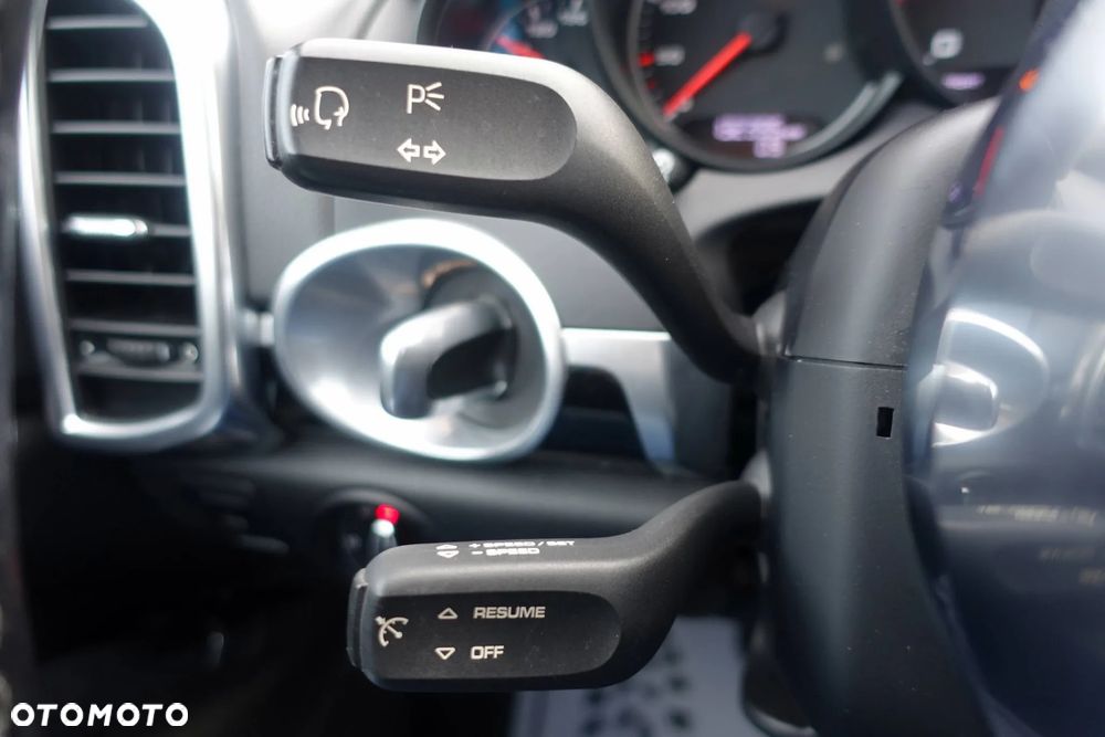 Porsche Cayenne Tiptronic S - 31