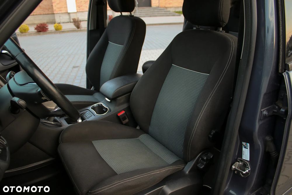 Ford S-Max 2.0 TDCi DPF Business Edition - 36
