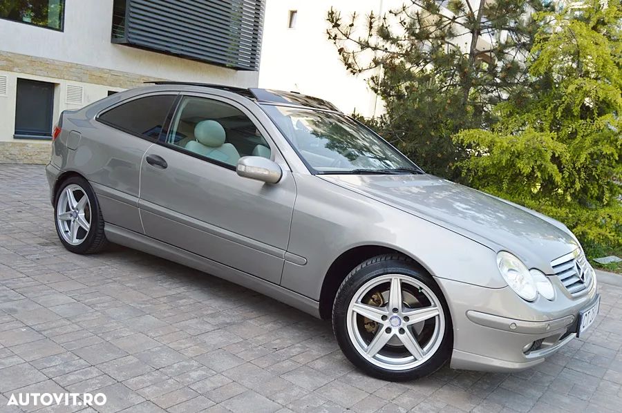 Mercedes-Benz C 220 CDI Sportcoupe - 25