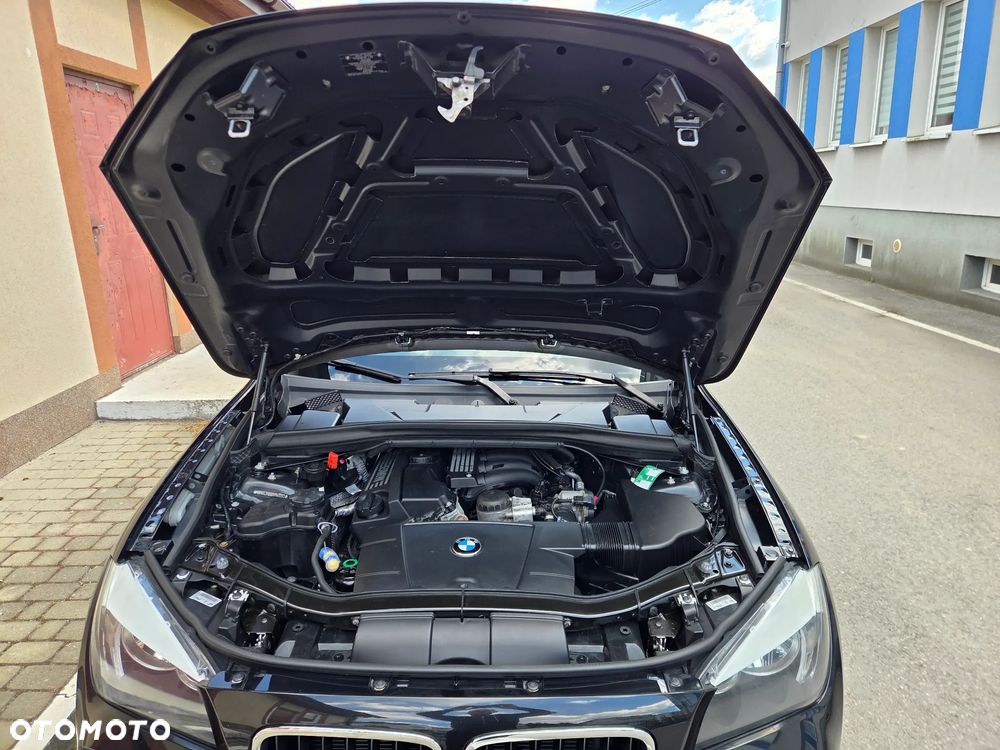 BMW X1 sDrive18i xLine - 21