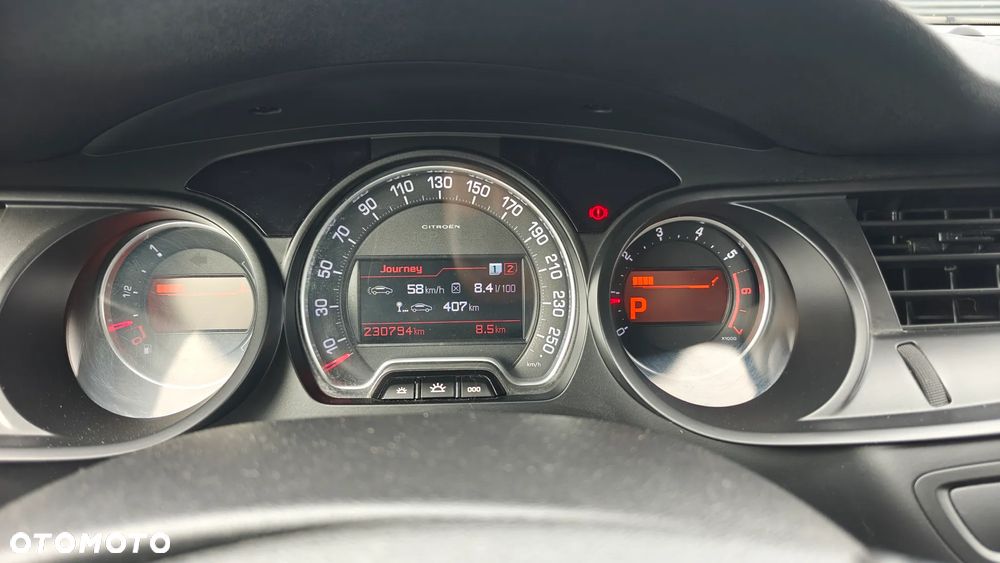 Citroën C5 2.0 16V Confort - 23