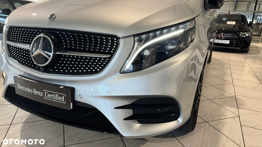 Mercedes-Benz Klasa V - 7