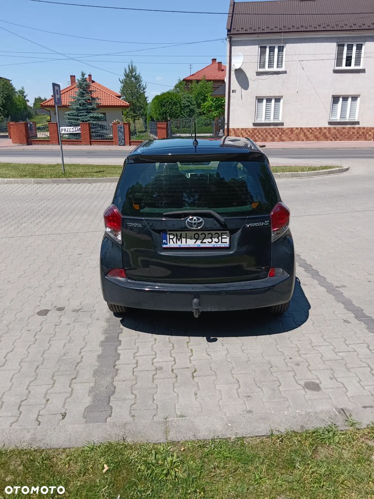 Toyota Verso S - 4