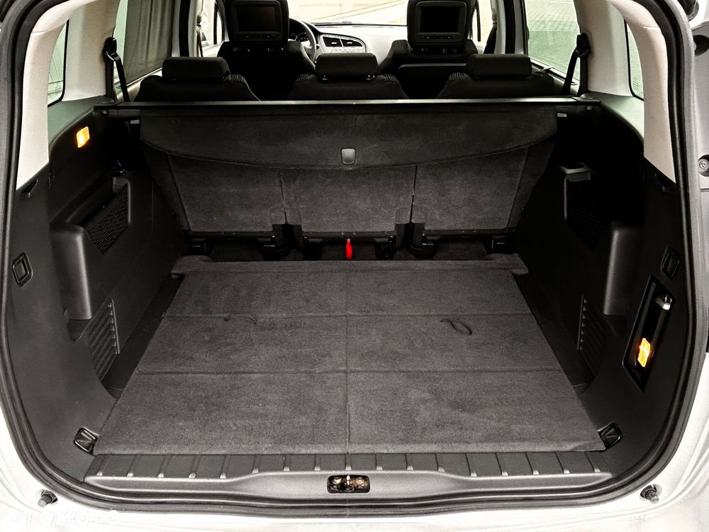 Peugeot 5008 HDI FAP 150 Family Plus - 38