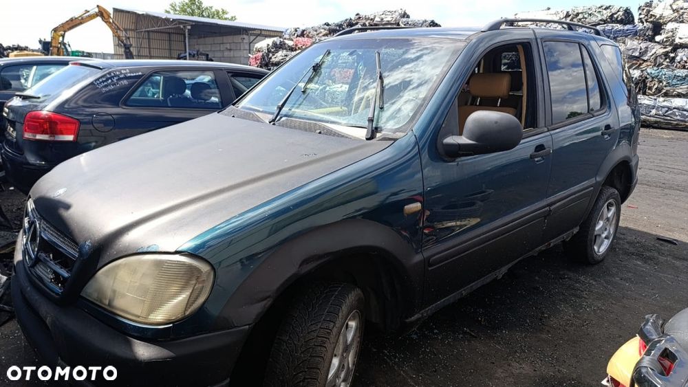 36306 Mercedes ML model od 97-01 silnik 3.2 218 km 112.942 skrzynia 722.662 lakier 269 - 1