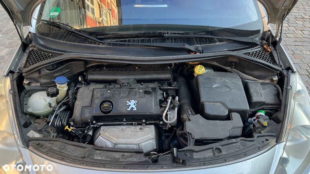Peugeot 207 120 VTi Premium - 12