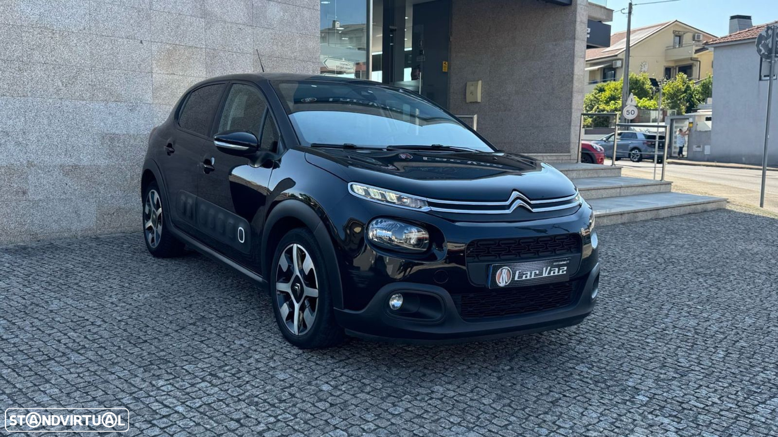 Citroën C3 1.2 PureTech Shine EAT6 - 3