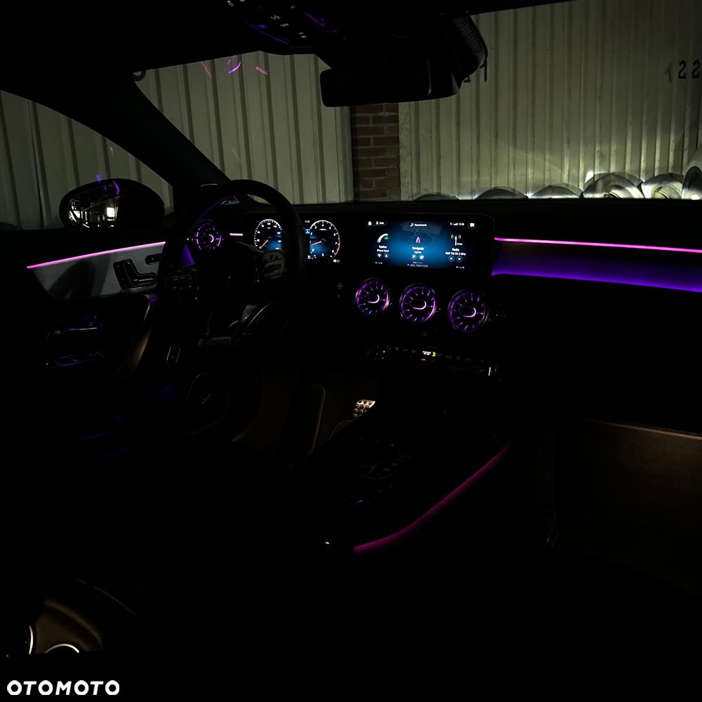 Mercedes-Benz CLA - 37