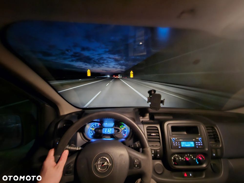 Opel Vivaro-B - 11