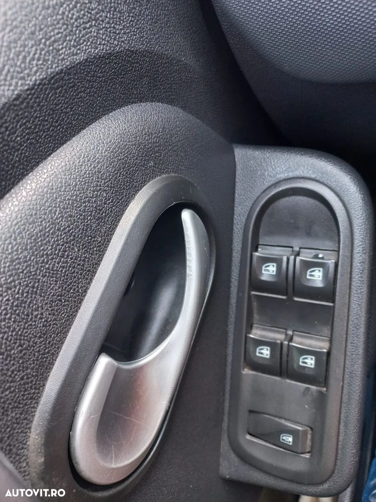 Dacia Duster 1.5 dCi 4x4 Ambiance - 4