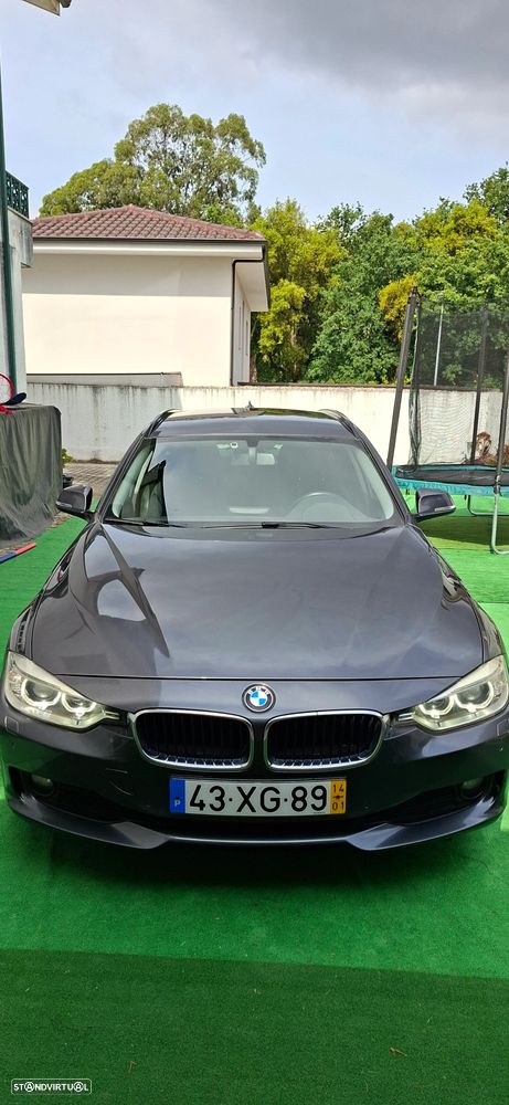 BMW 318 d Sport Line - 10