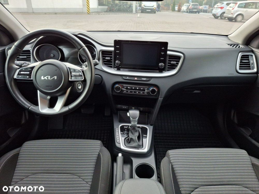 Kia Ceed 1.5 T-GDI M DCT - 19