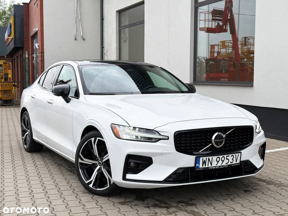 Volvo S60 B5 B AWD Plus Dark - 9