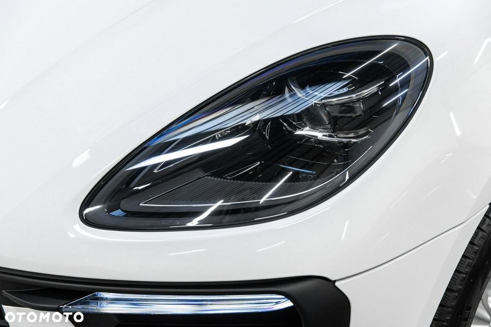 Porsche Macan Standard - 13