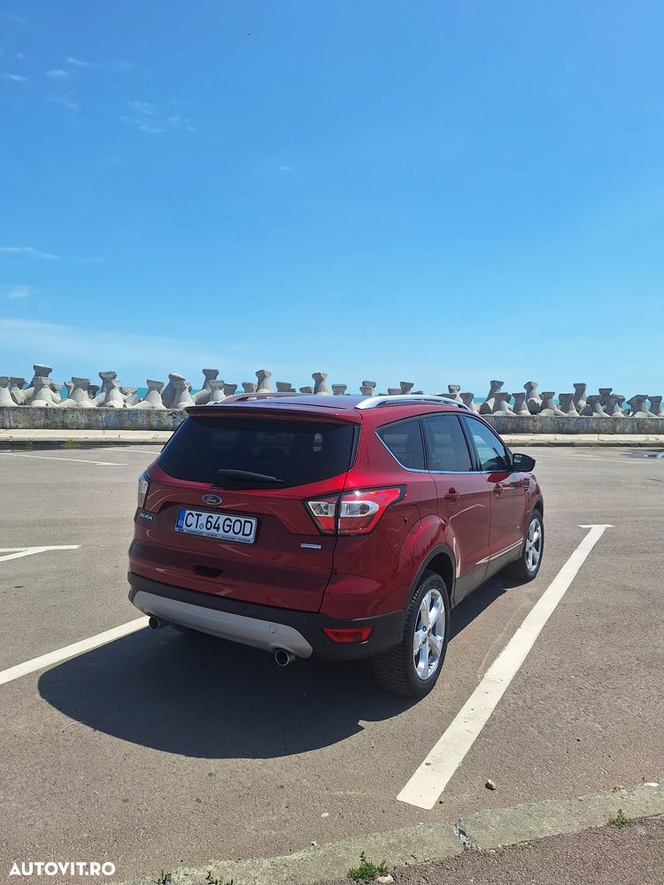 Ford Kuga - 2