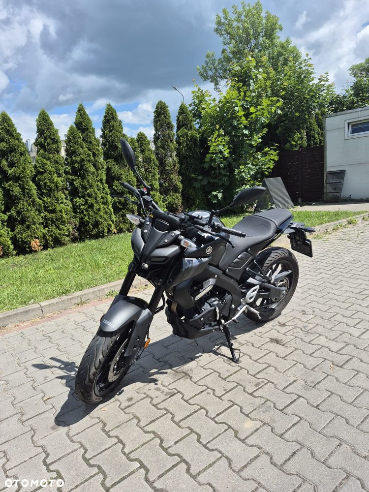 Yamaha MT - 13