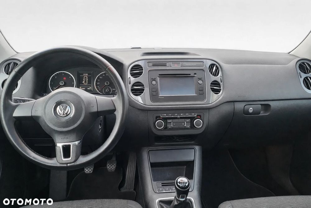 Volkswagen Tiguan 2.0 TDI SCR BlueMotion Technology Exclusive - 6