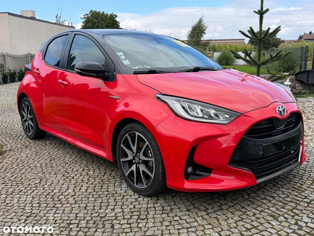 Toyota Yaris Hybrid 1.5 Premiere Edition - 1