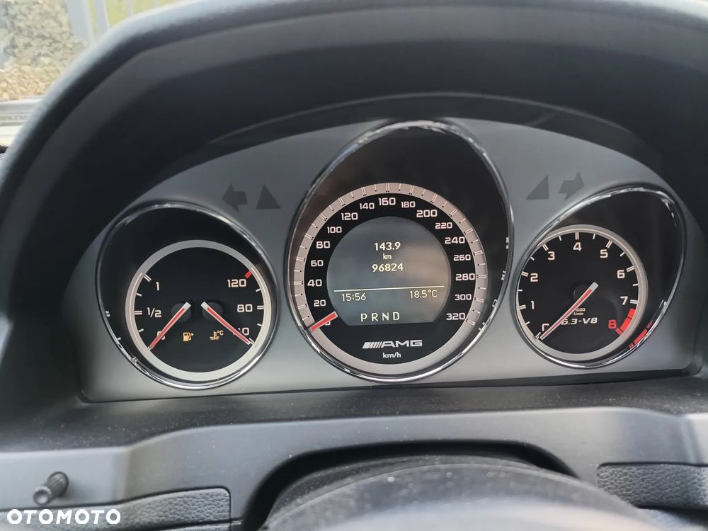 Mercedes-Benz Klasa C 63 AMG 7G-TRONIC Performance Plus SPORT EDITION - 9