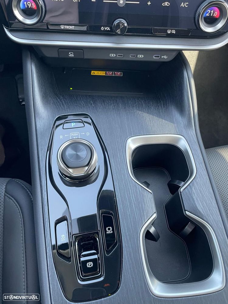 Lexus RZ 300e Premium - 31