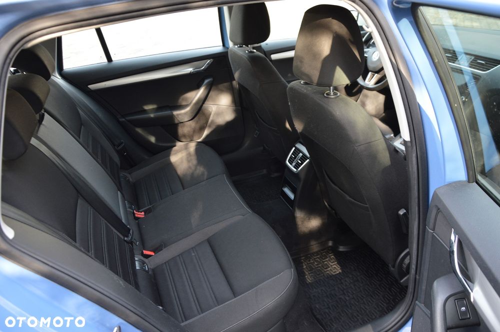 Skoda Octavia 2.0 TDI Sport Edition - 7