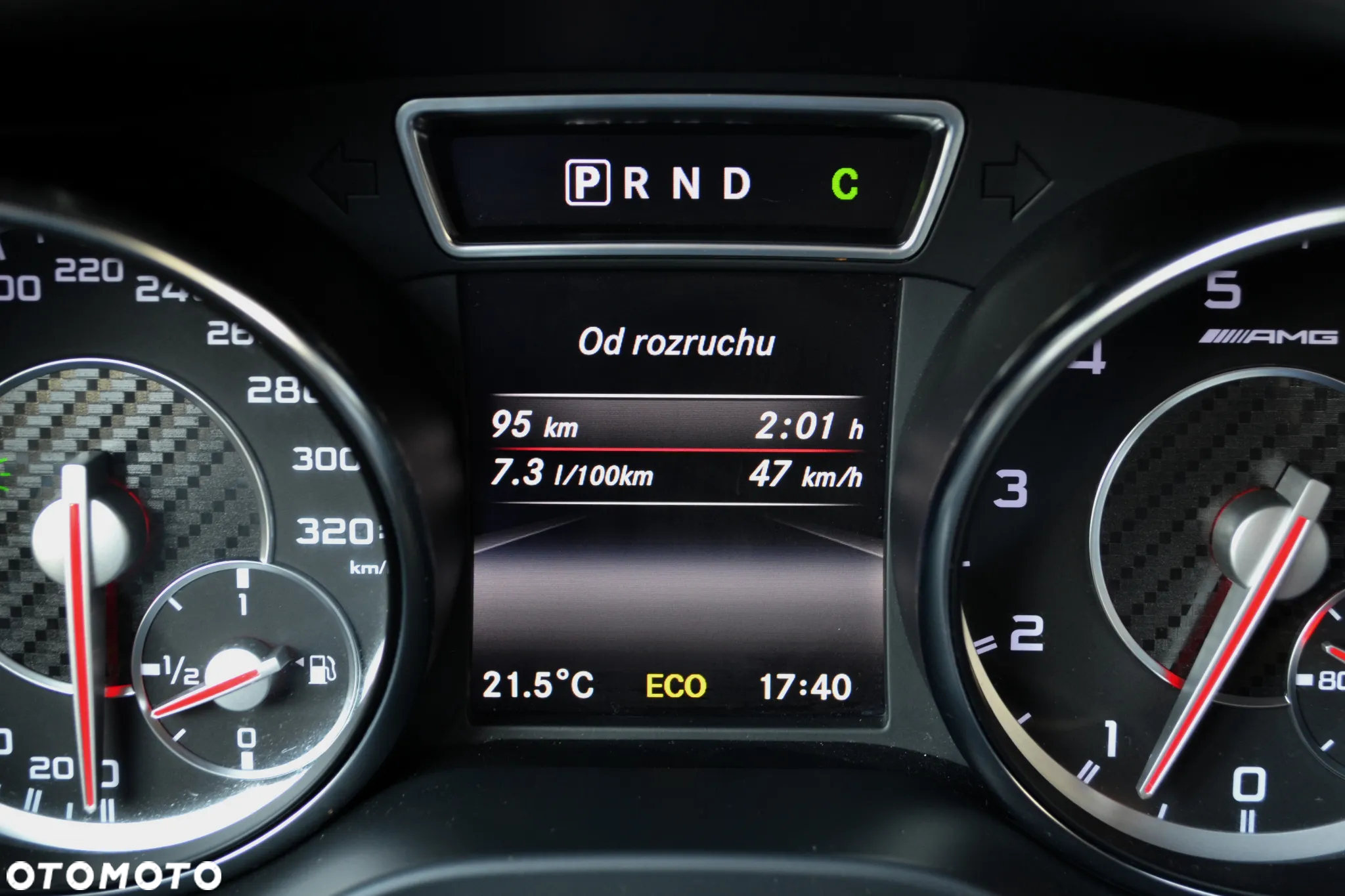 Mercedes-Benz CLA 45 AMG 4-Matic - 39
