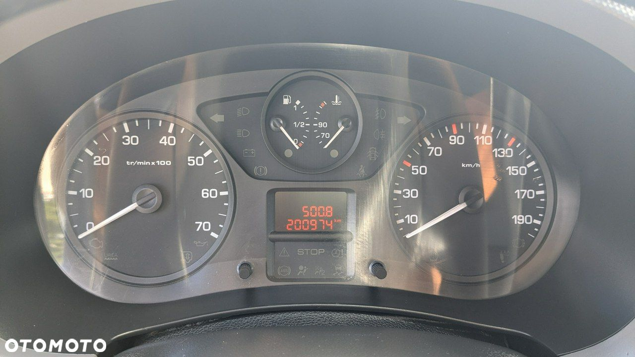 Peugeot Partner - 17
