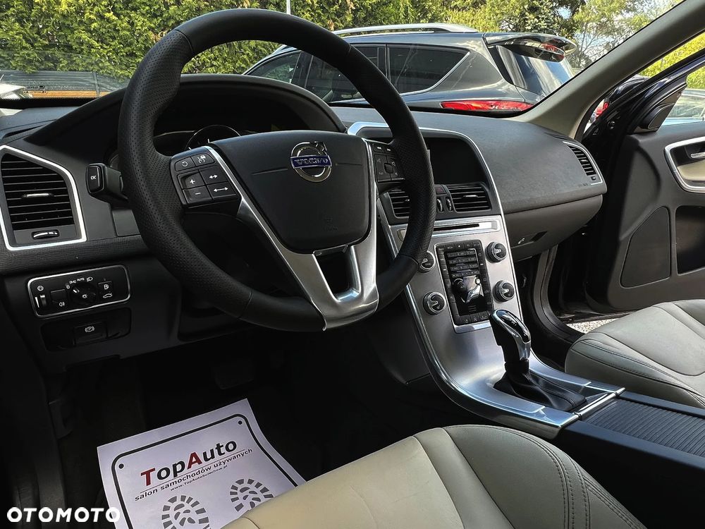 Volvo XC 60 - 21