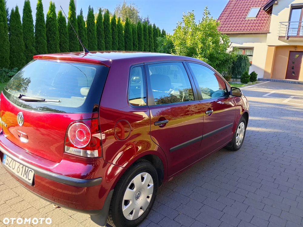 Volkswagen Polo - 2
