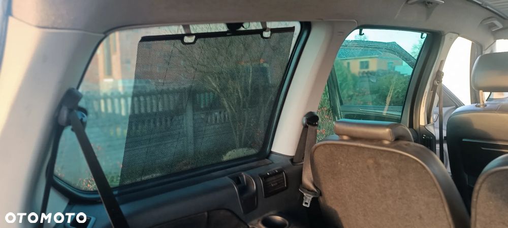 Ford Galaxy 2.0 TDCi DPF Ghia - 8