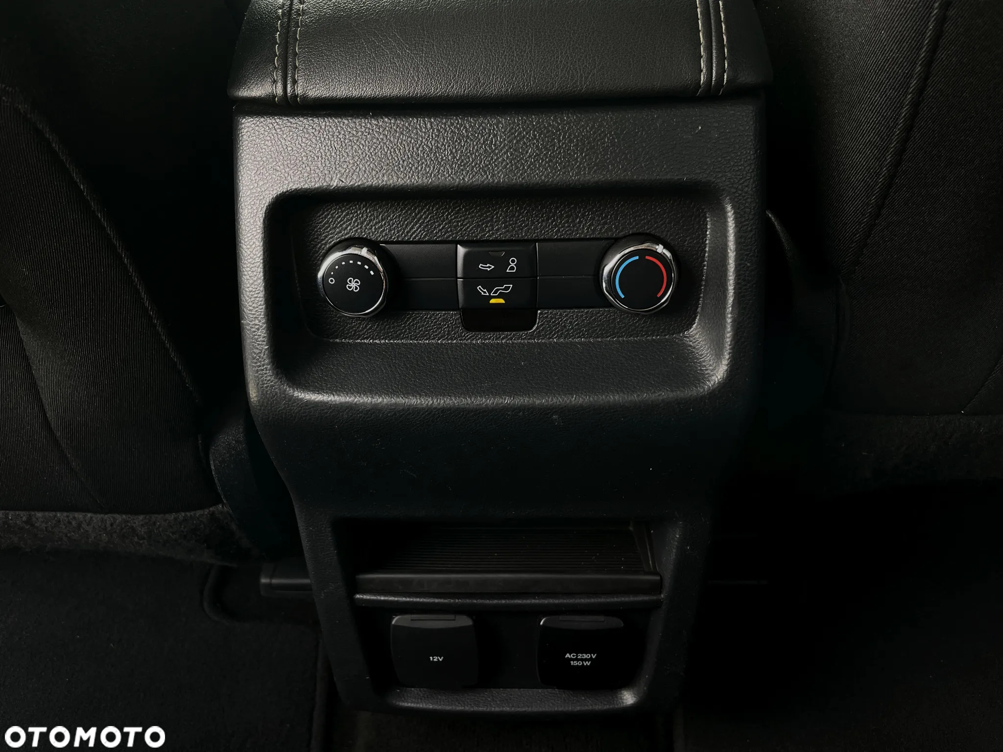 Ford Galaxy 2.0 TDCi Bi-Turbo Titanium PowerShift - 33