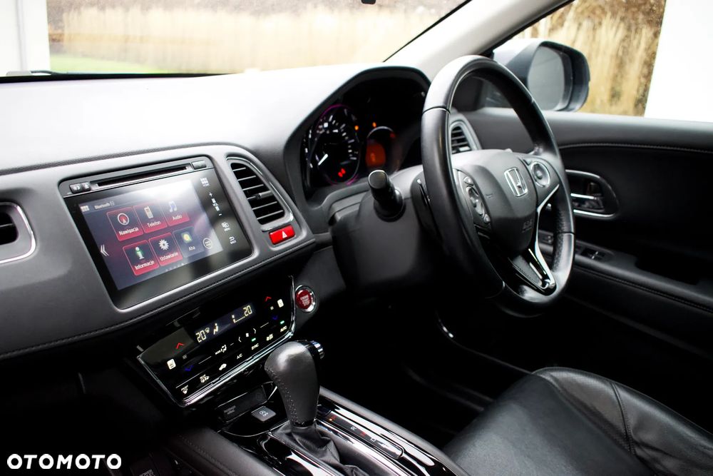 Honda HR-V 1.5 i-VTEC CVT Executive - 18