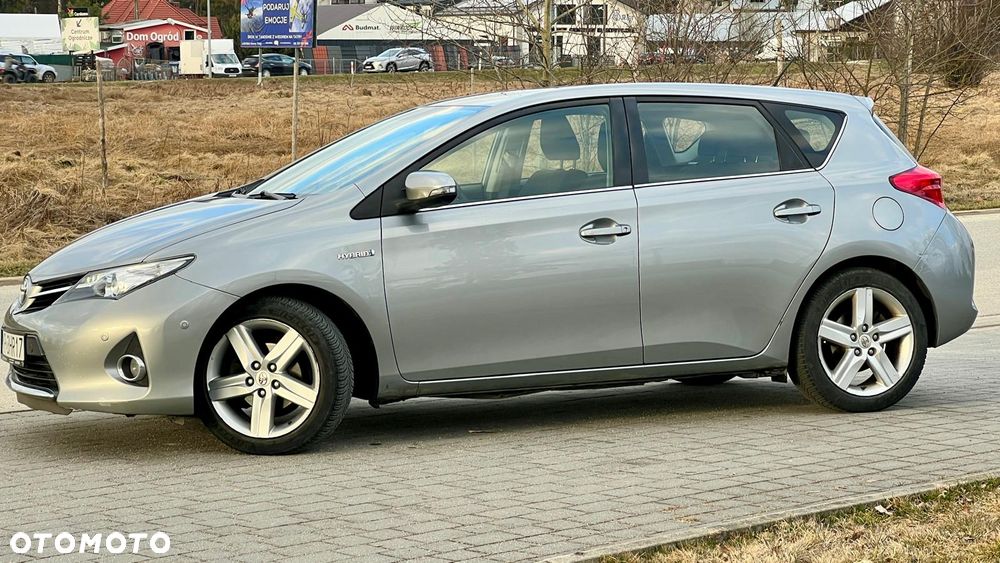 Toyota Auris - 12