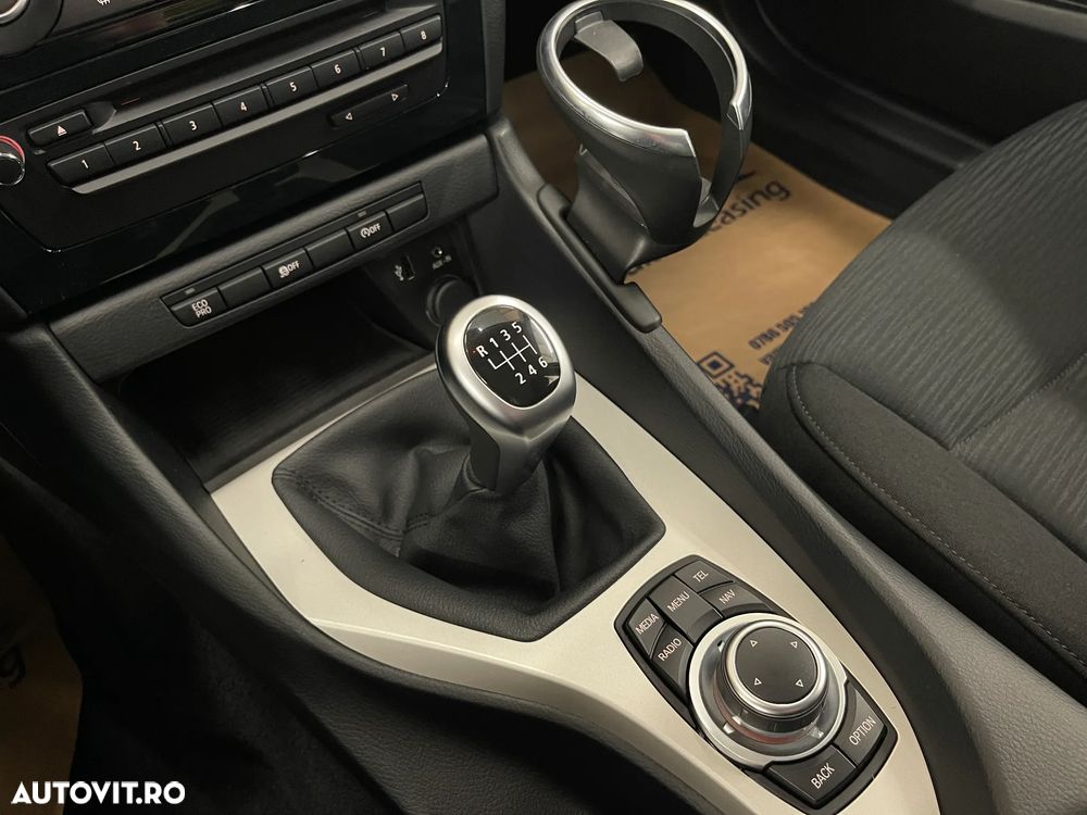 BMW X1 sDrive18d - 22
