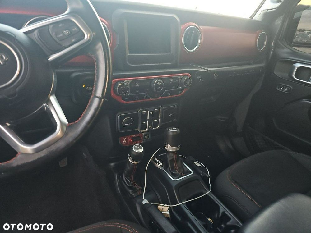 Jeep Wrangler - 14