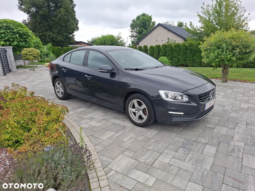 Volvo S60 D2 Momentum - 15