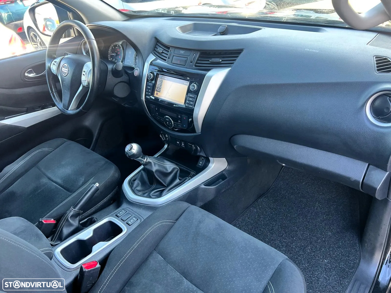 Nissan Navara 2.3 dCi CD 4WD Tekna - 20
