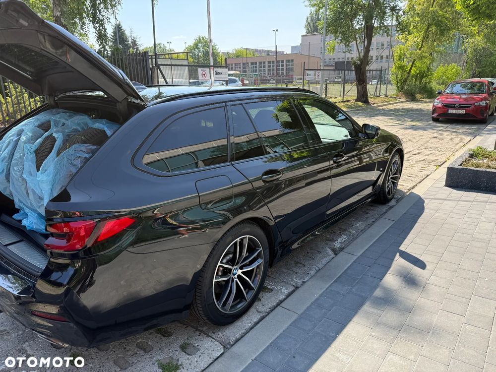 BMW Seria 5 520d xDrive mHEV - 8