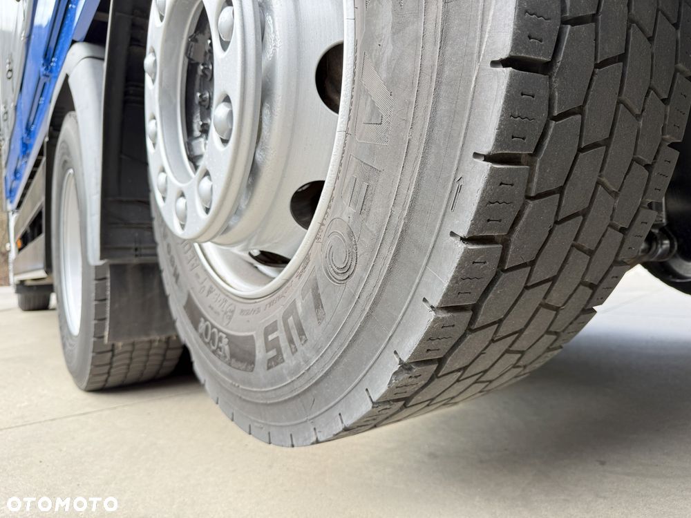 MAN TGS 26.320 6x2 // Oś skrętna i podnoszona // Zabudowa 8.30 // Specjalny //Burty // Winda // - 41