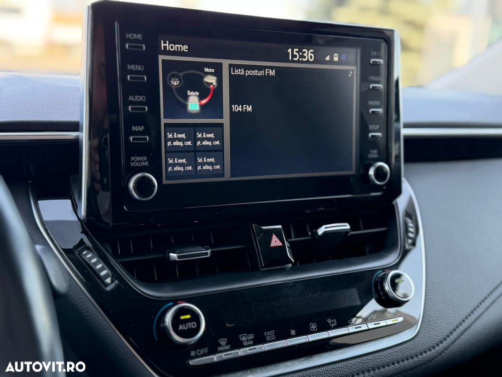 Toyota Corolla 1.8 HSD Dynamic - 18